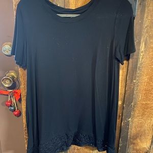 Lady’s Black Shirt